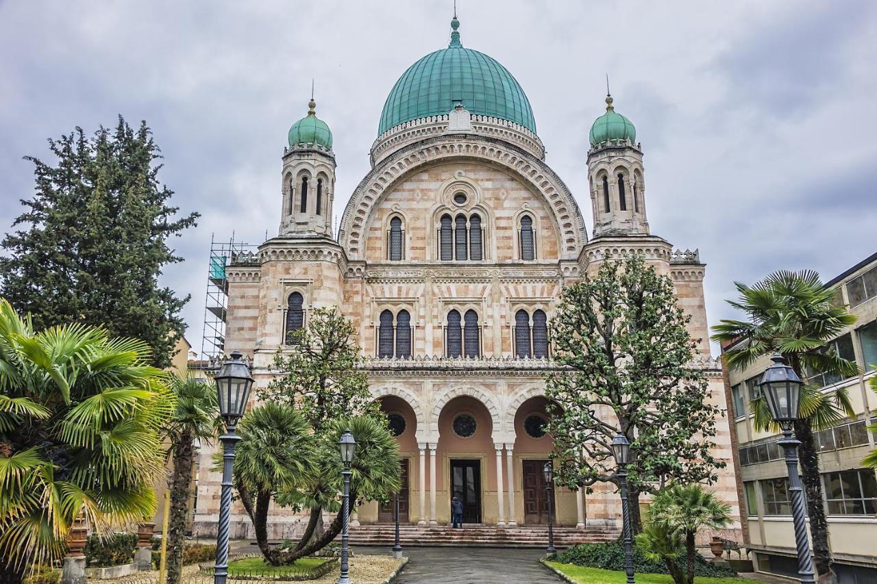 Historic Center Palace - Huge 4 Bedrooms Santa Croce Apartment - By Likehomeflorence Ngoại thất bức ảnh
